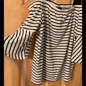 Lane Bryant Cold Shoulder Top NWOT